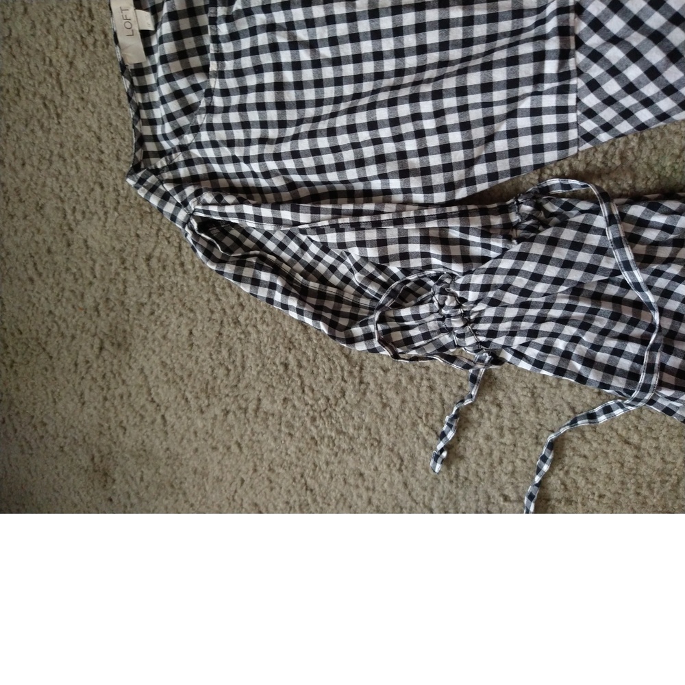 LOFT - BLACK & WHITE CHECKED LONG SLEEVE SHIRT - SLEEVES HAVE TIES - SIZE SP - Picture 6 of 9